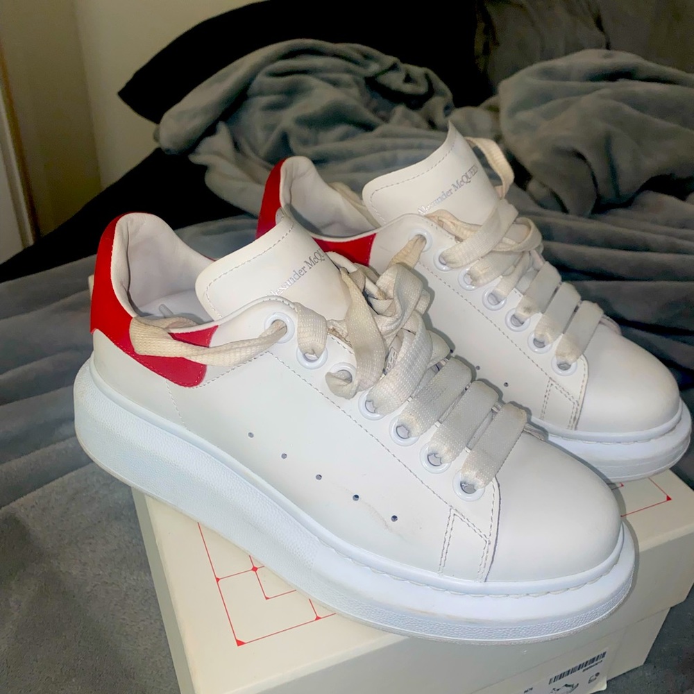 COPY - Alexander McQueen